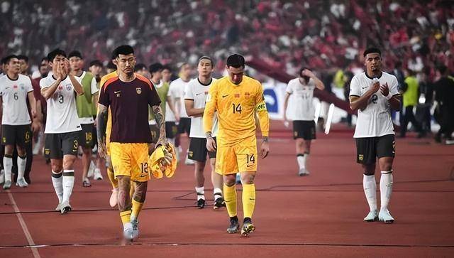 国内足球实力挑战对决，胜负难以预测