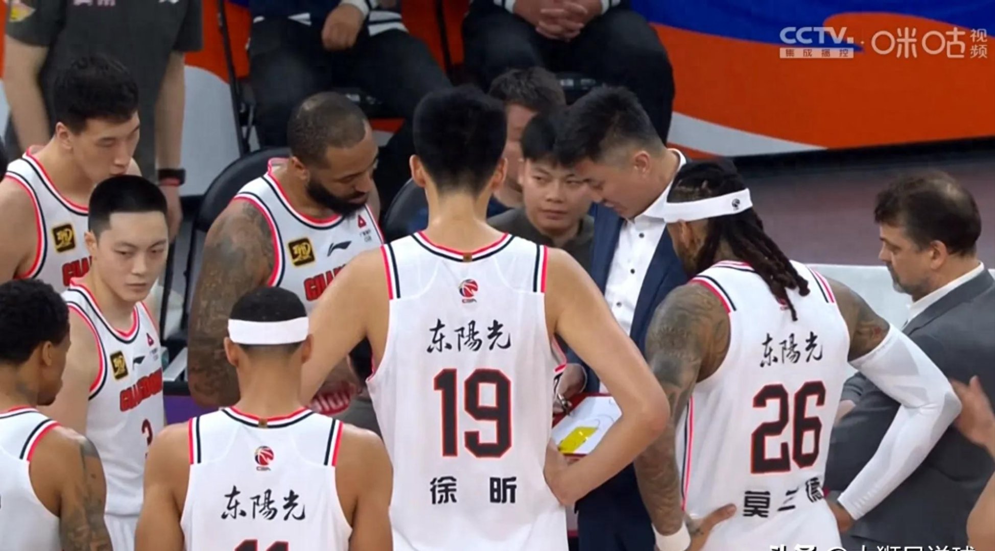 广东宏远实现临时胜利，持续领跑赛场