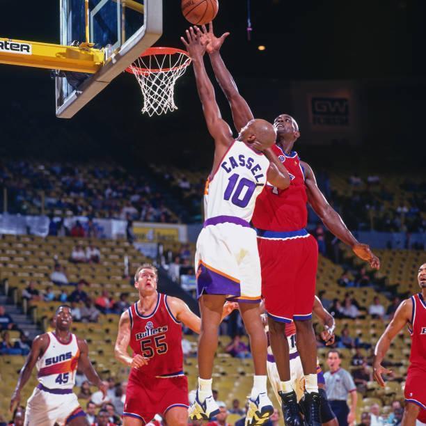 雄火队新秀引领球队反弹,表现相当抢眼 雄火队新秀引领球队反弹,表现相当抢眼