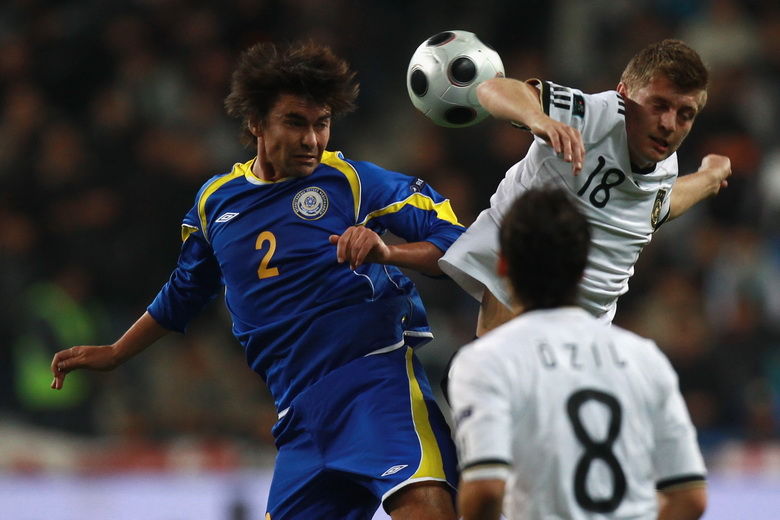 开云体育-欧洲杯预选赛掀起一波波球迷热情高涨的简单介绍