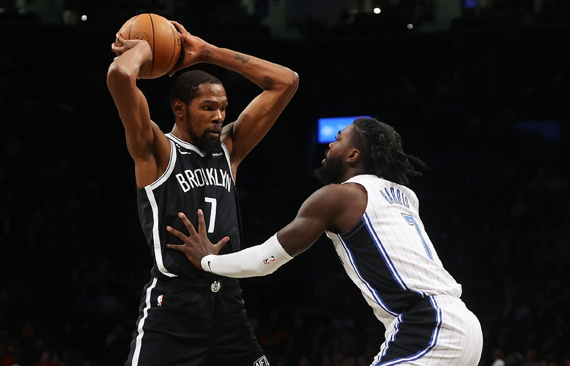 篮网击败活塞，杜兰特沉稳发挥全场28分