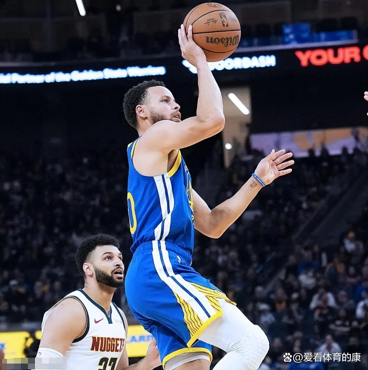 美洲篮球联赛混战不休，强弱对决激烈